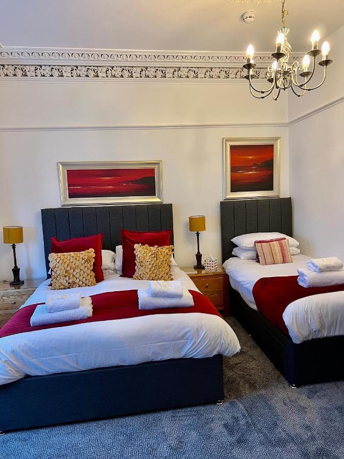 Bythesea Guest House Еър Екстериор снимка
