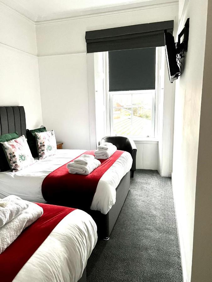Bythesea Guest House Еър Екстериор снимка