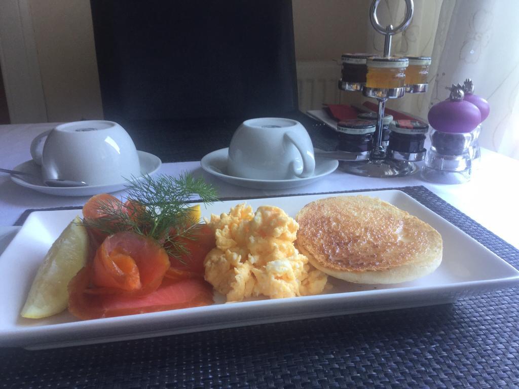Bythesea Guest House Еър Екстериор снимка